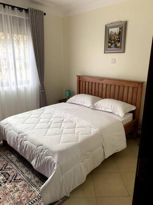 Cozy 2-Bedroom Apartment Within City Limits. Kampala Extérieur photo