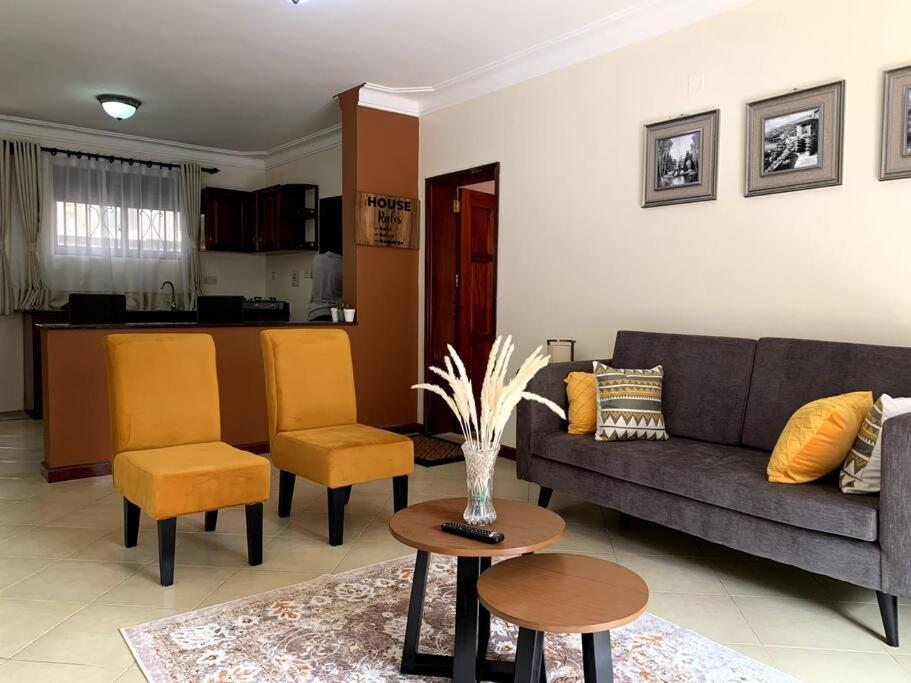 Cozy 2-Bedroom Apartment Within City Limits. Kampala Extérieur photo