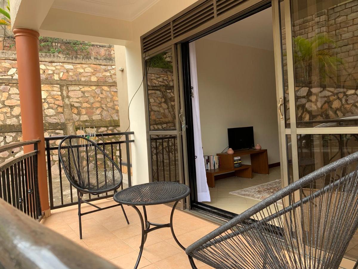 Cozy 2-Bedroom Apartment Within City Limits. Kampala Extérieur photo