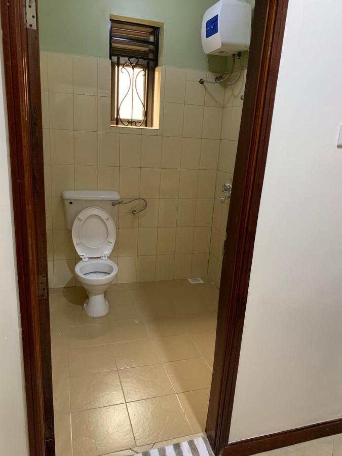 Cozy 2-Bedroom Apartment Within City Limits. Kampala Extérieur photo